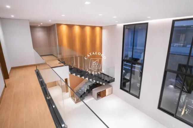 Imagem Casa em Condomínio a Venda no bairro Residencial e Empresarial Alphaville - Ribeirão Preto, SP