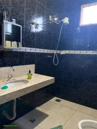 Imagem *OPORTUNIDADE DE NEGÓCIO!!!

*CASA CONSTITUÍDA POR 2 QUARTOS, SALA, COZINHA, BANHEIRO, ÁREA DE SE...