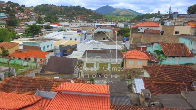 Imagem Casa à Venda - Centro - Mantena - MG