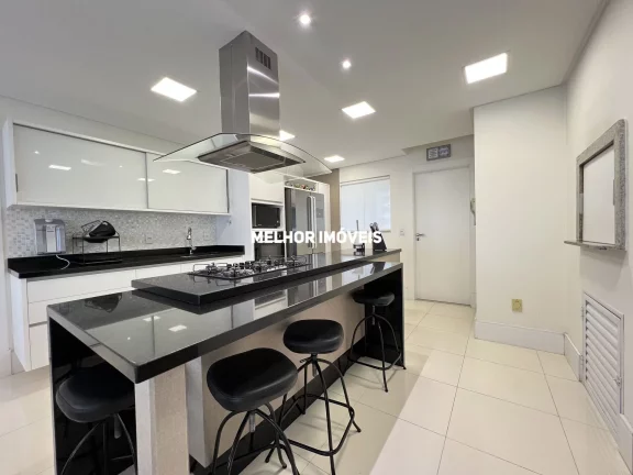 Imagem Apartamento mobiliado á venda com 3 suítes, 2 vagas de garagem localizado em Balneário Camboriú