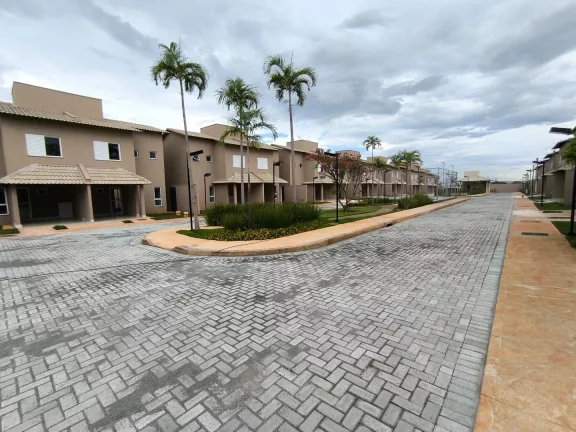 Imagem Sobrado De 3/4 Com Suite Em Cond .c Area Gourmet A 8 Min Do Flamboyant