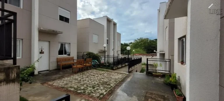Imagem Alugo casa em condomínio Pousada do vale