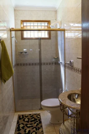 Imagem Casa ampla , 3 dormitórios, suíte,2 vagas de garagem no Bairro Duque de Caxias.