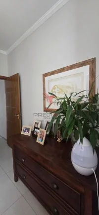 Imagem Casa com Quintal,Área de serviço e Garagem, em Vila Bela, Guaratinguetá