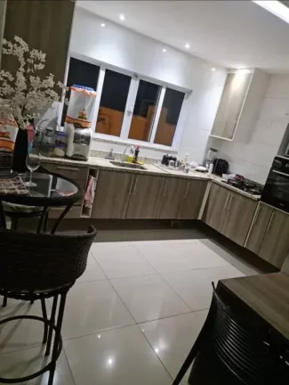 Imagem Casa de condomínio à venda em Maricá, Cajueiros (Itaipuaçu), com 3 quartos, 300m2