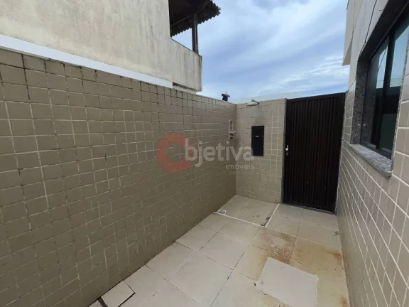Imagem Casa duplex linda com varandão na praia do foguete em cabo frio.
