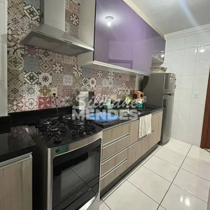 Imagem Oportunidade! Excelente apartamento 75 m² no Edifício Hemã