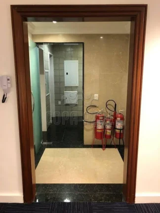 Imagem Leblon - Comercial › Prédio com 0 quarto(s) a Aluguel