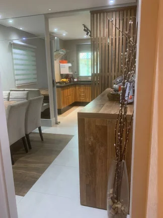 Imagem Sobrado Maravilhoso Novo 181 m² 3 Dormtorios e 4 Vagas de Gargens