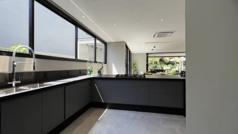 Imagem Maravilhosa Casa à Venda no Módulo 12 da Riviera de São Lourenço
