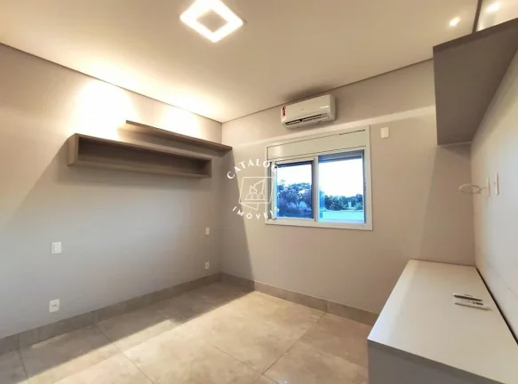 Imagem Casa em Condomínio a Venda no bairro Residencial e Empresarial Alphaville - Ribeirão Preto, SP