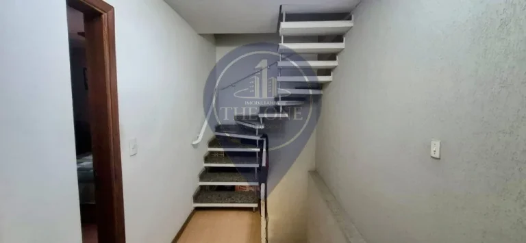 Imagem Excelente oportunidade: Casa à venda em São Paulo-SP, Vila Gumercindo, 3 quartos, 1 suíte, 1 sala, 2 banheiros, 2 vagas, 130m².
