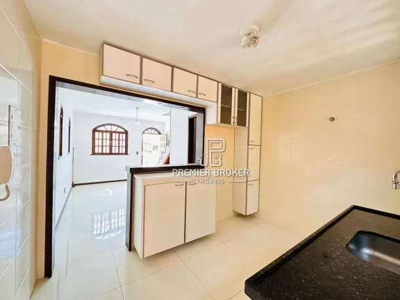 Imagem Casa à venda, 60 m² por R$ 385.000,00 - Artistas - Teresópolis/RJ