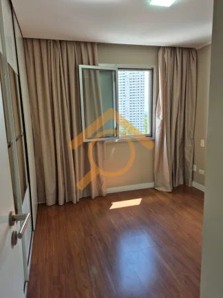 Imagem Cobertura de luxo em Santo Amaro: 3 quartos, 1 suíte, 2 salas, 2 vagas. Agende sua visita agora!