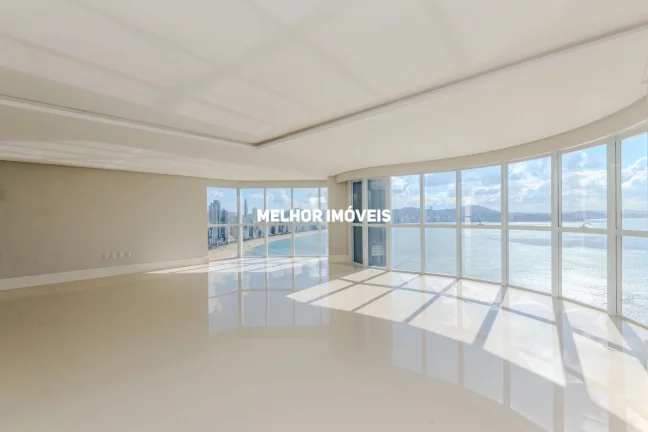 Imagem Apartamento Frente Mar com 04 suítes sendo 01 máster em Balneário Camboriú.