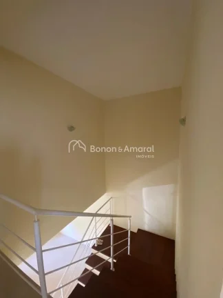 Imagem Ótimo sobrado à venda no Residencial Paineiras, em Betel, Paulínia. Localizado em condomínio fec...