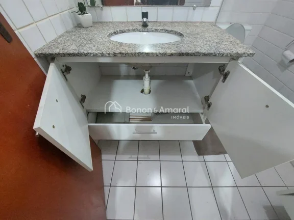 Imagem Sala comercial para locação no Century Tower, em Campinas/SP. O espaço conta com sala de espera c...