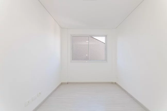 Imagem Apartamento de dois quartos no Bacacheri
