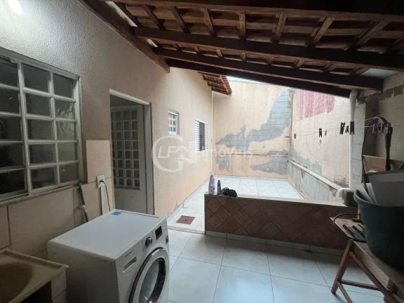 Imagem Casa com 2 quartos - boa localização