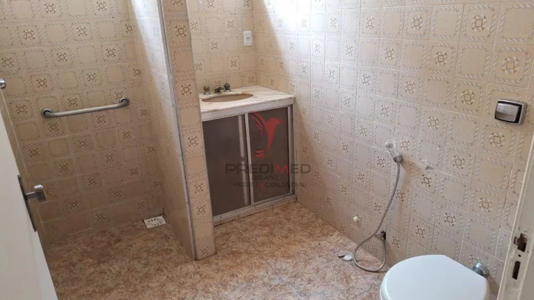 Imagem ...lt;br...gt;...Oacute;tima casa a venda com 3 quartos, sala de estar, sala de jantar, copa cozinha...