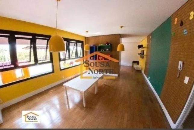 Imagem Apartamento mobiliado, 3 dormitórios, sendo 1 suíte, 79m² de área útil, 2 vagas de garagem e um...
