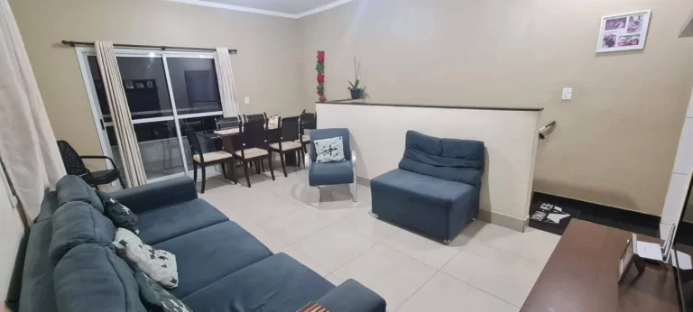 Imagem Sobrado para Venda em Praia Grande / SP no bairro Sítio do Campo