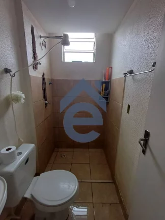 Imagem Apartamento no bairro Petrópolis, 2/4, local diferenciado, com 1 vaga de garagem