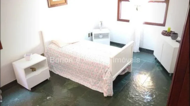 Imagem Vende Casa Bairro Taquaral, Localização Excelente, Próximo da Lagoa do taquaral, Imóvel com exce...