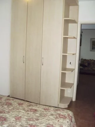 Imagem Local Nobre, Morro do Maluf, Prédio Novo, Lazer, 2 Garagens, Excelente Apartamento,50 Metros da Praia da Enseada ou Pitangueiras.