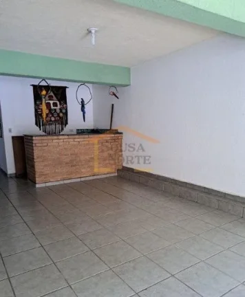 Imagem Sobrado com 210 m² de área útil, bem arejada e com excelente iluminação natural. Possui 3 dormi...