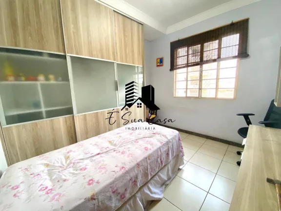 Imagem Casa 4 quartos á venda Bairro Jardim Riacho - Contagem/MG