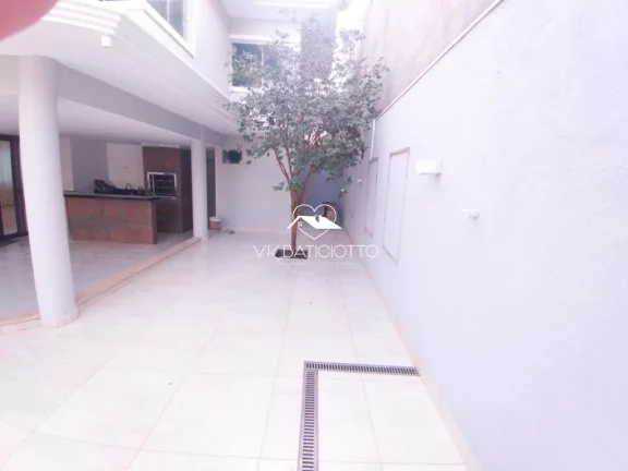 Imagem Sobrado para Venda em Maringá / PR no bairro JARDIM IPANEMA