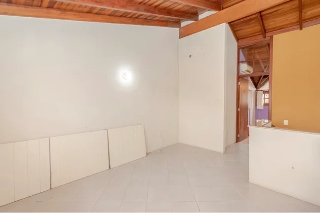 Imagem Casa à venda no bairro Jardim Itu - Porto Alegre/RS