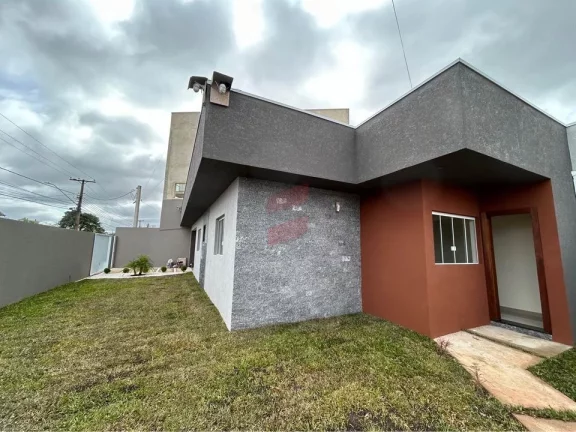 Imagem CASA com 2 dormitórios à venda com 190m² por R$ 485.000,00 no bairro Jardim Cláudia - PINHAIS / PR