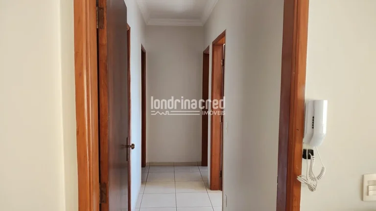 Imagem Apartamento no Edifício Residencial Juliana com 3 Dormitórios, 1 Suíte, 85m² de Área Útil e 2 Vagas de Garagem