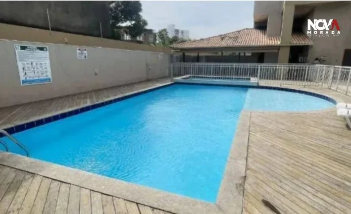 Imagem São 50m² bem distribuídos, com sala aconchegante, cozinha prática, 2 quartos confortáveis e 1 v...