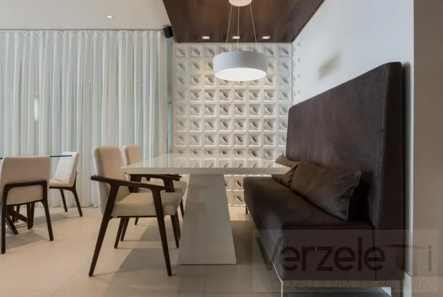 Imagem Frente ao Mar para Venda em Balneário Camboriú / SC no bairro Centro