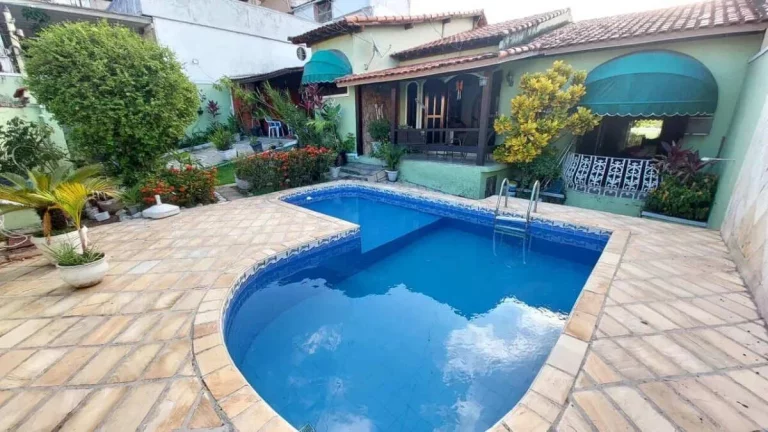 Imagem Casa de condomínio à venda em São Gonçalo, Centro, com 3 quartos, 240m2