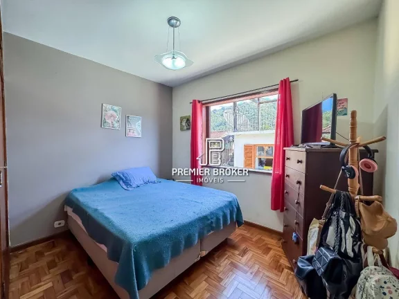 Imagem Casa à venda, 185 m² por R$ 950.000,00 - Jardim Cascata - Teresópolis/RJ