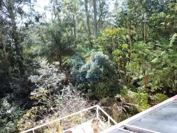 Imagem Casa em Condomínio a Venda no bairro Granja Viana - Embu das Artes, SP