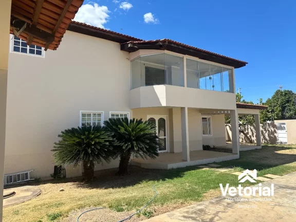 Imagem Casa de Luxo para Locação em Barreiras-BA, Bairro Aratu: 3 Quartos, sendo 3 Suítes, closet, 3 Salas, 6 Banheiros, 2 Vagas, 479,99 m².