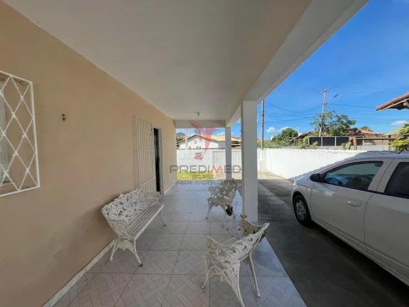 Imagem Casa em Iguaba Grande com 3 Quartos com Piscina por apenas R$ 380.000