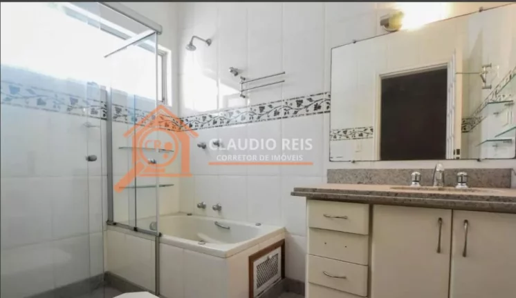 Imagem Sobrado à venda com 4 Quartos, 665m² - Jardim Marajoara