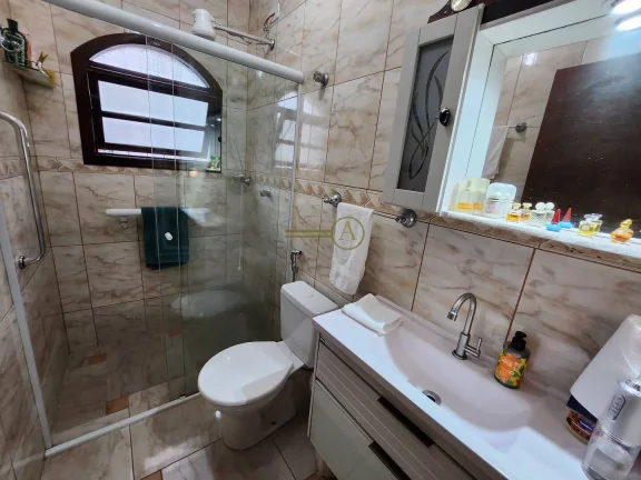 Imagem Casa térrea á 200m da Praia, 3 quartos + Edícula à venda em Peruíbe