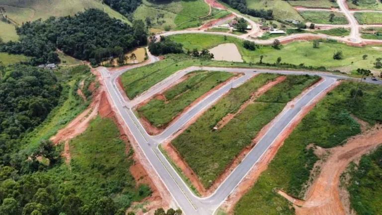 Imagem Lotes à Venda em Condomínio Residencial Fechado - Financiamento Próprio