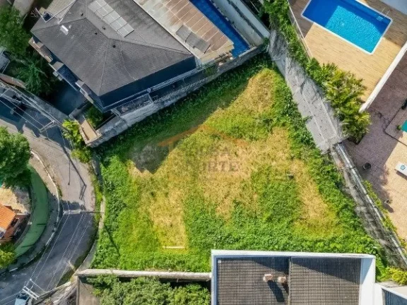 Imagem Terreno à venda no Jardim São Bento, Zona Norte de São Paulo, 500m² em aclive. Localizado em rua...