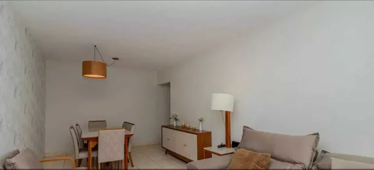 Imagem Apartamento com 3 dormitórios e 2 vagas de garagem na Avenida Brasil em Balneário Camboriú