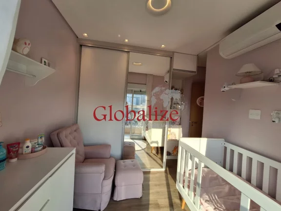 Imagem Apartamento 2 dormitórios (sendo 1 suíte) + 2 vagas de garagem e depósito.