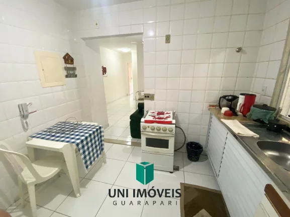 Imagem Apartamento Primeiro andar à Venda em Guarapari - Frente para rua - com área externa lateral