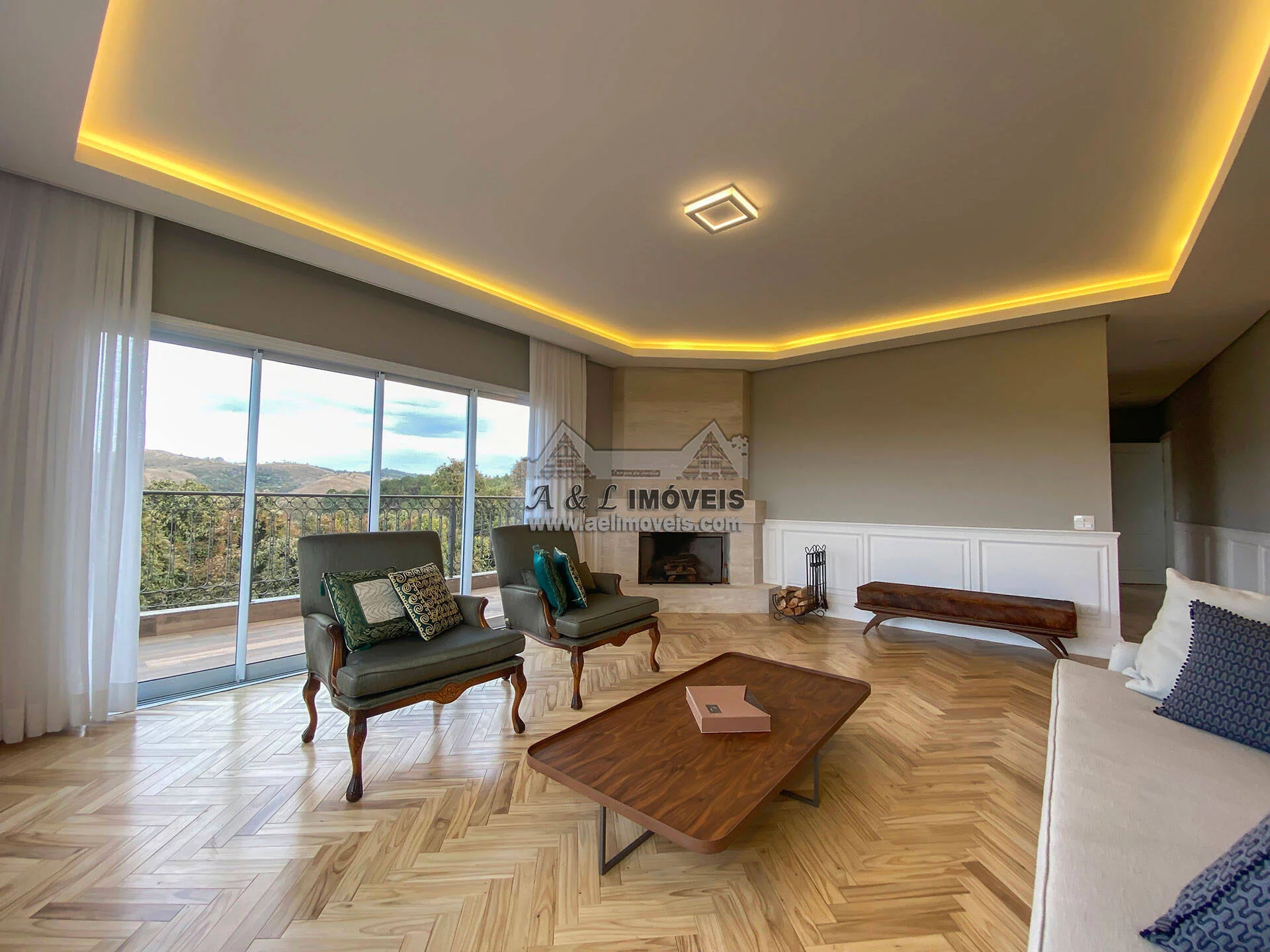 Imagem Casa Alto Capivari Campos Jordão 6 suítes SPA privativo